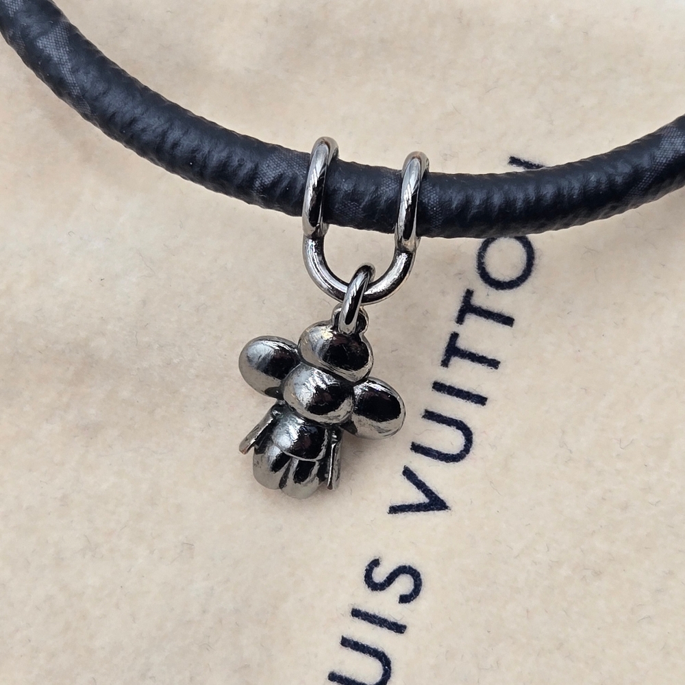 Louis Vuitton Monogram Eclipse Hang It Bracelet M… - image 6